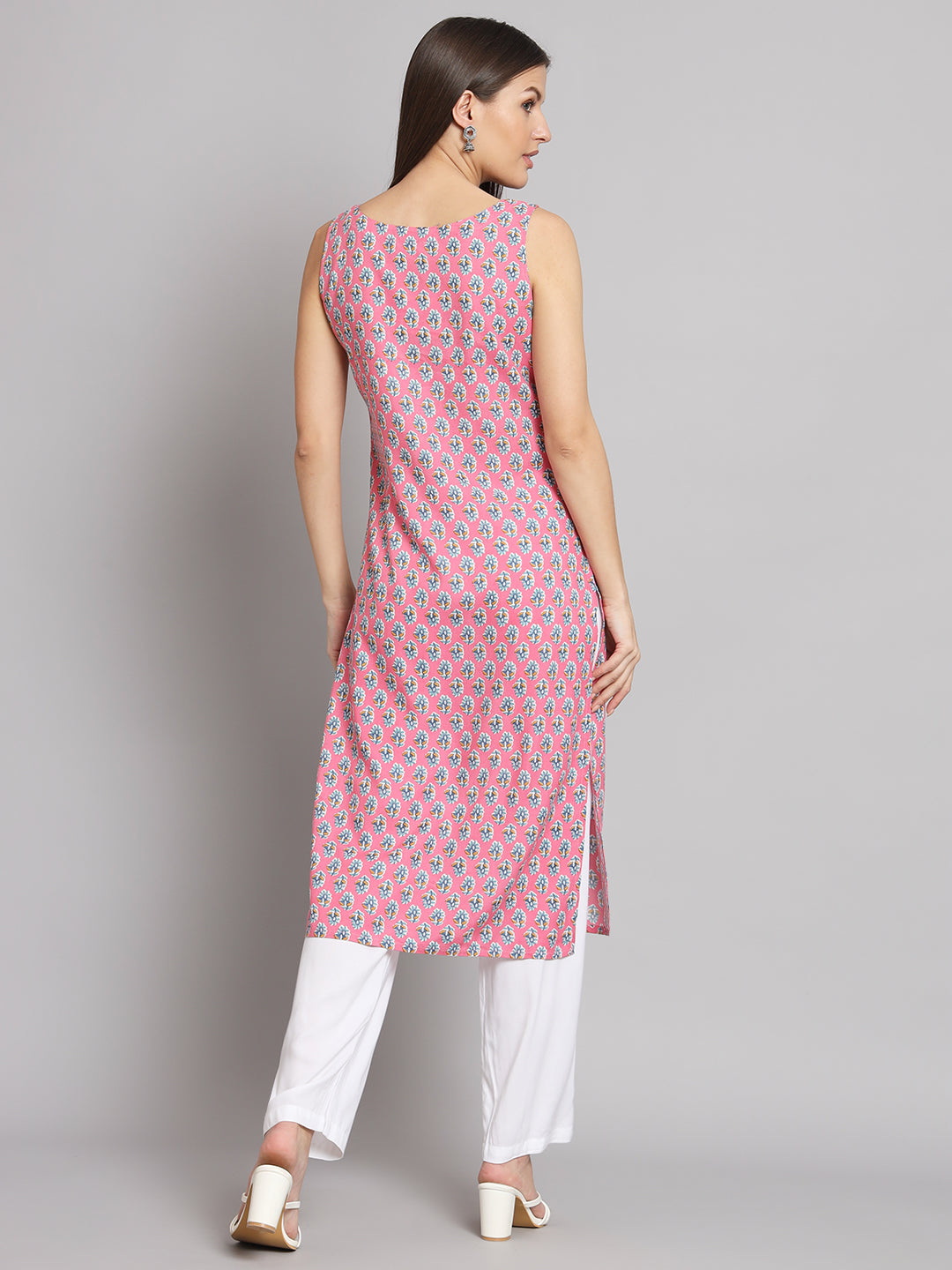 Boat Neck Booti Printed Sleeve less kurta