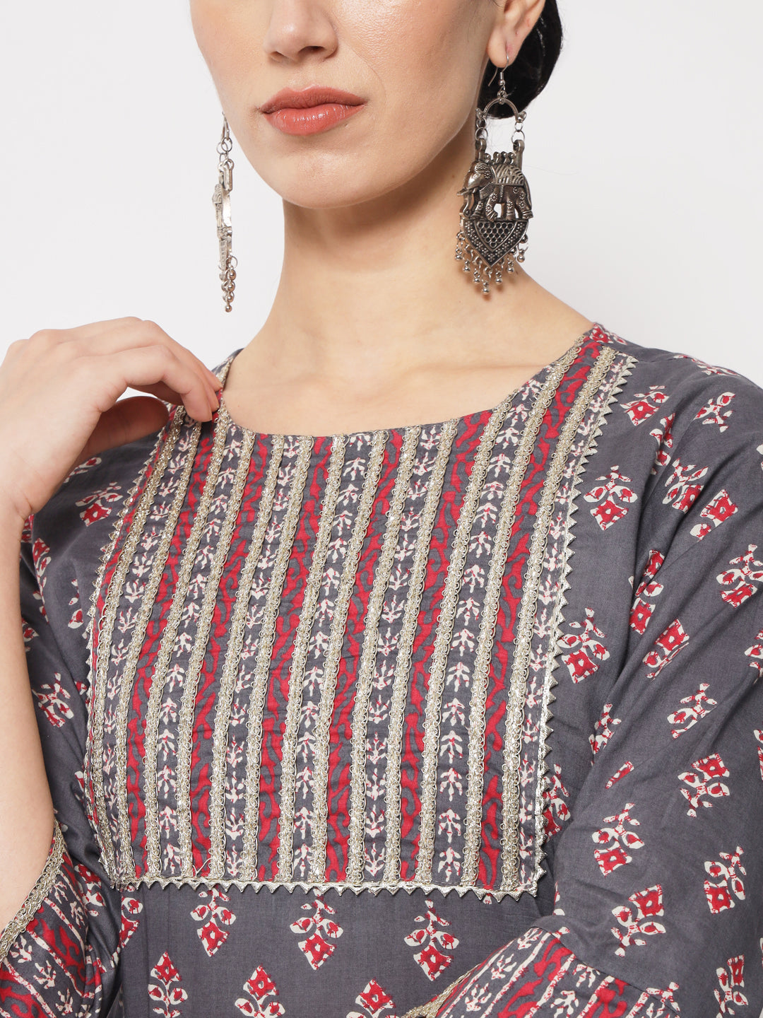Grey Booti Printed Gota Straight Kurta with Pant & matching Dupatta
