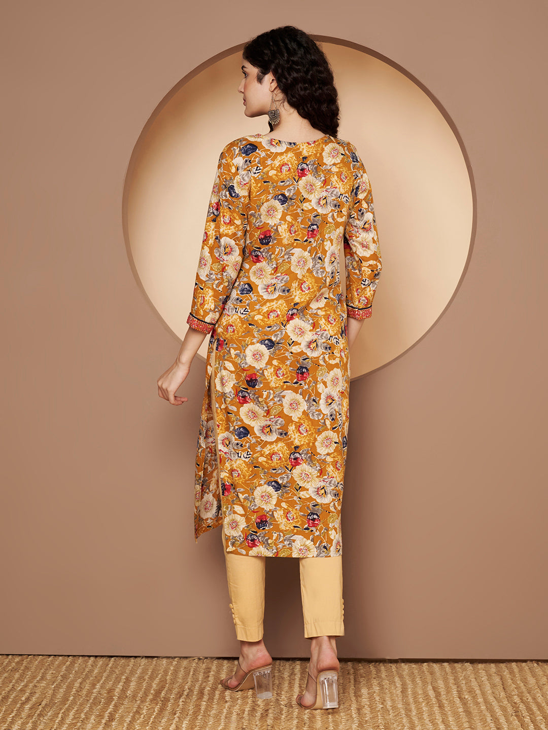 Floral Embroidered V-neck Flared Sleeves Straight Kurta