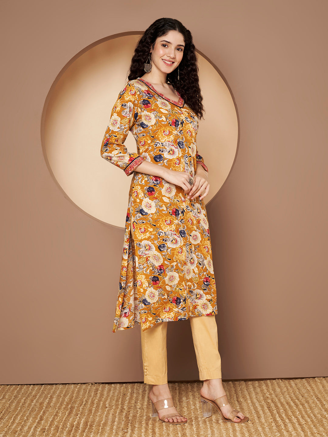 Floral Embroidered V-neck Flared Sleeves Straight Kurta
