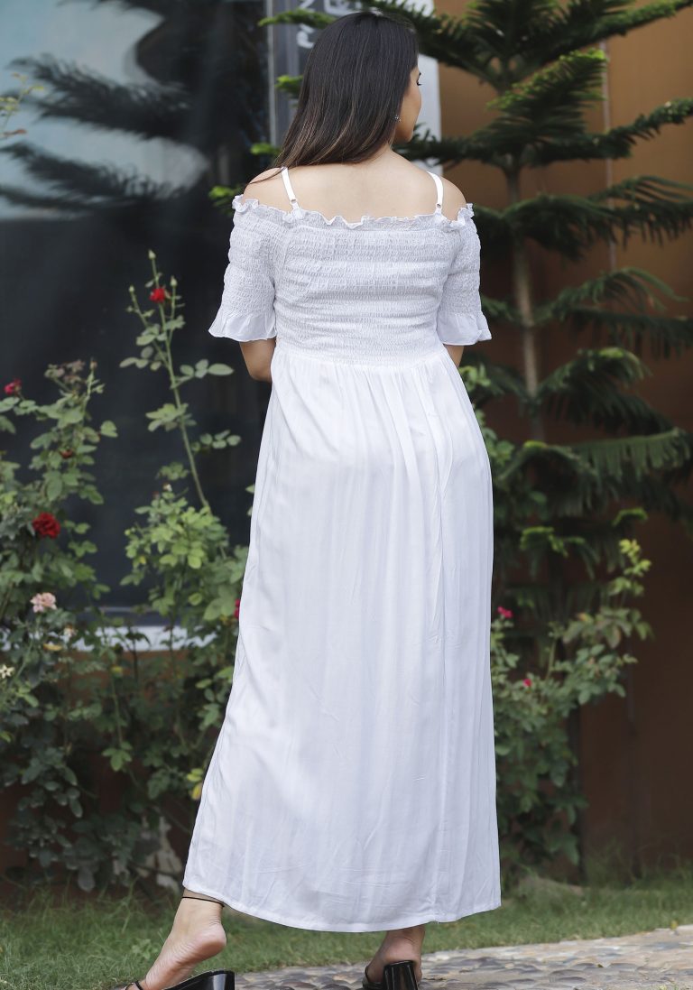 Vastralay White One Piece Bobbin Gown