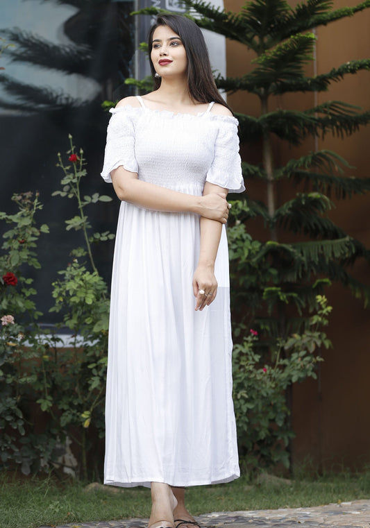 Vastralay White One Piece Bobbin Gown