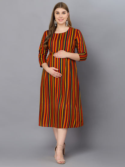 Multicolor Lining Printed Maternity Feeding Gown with Zip