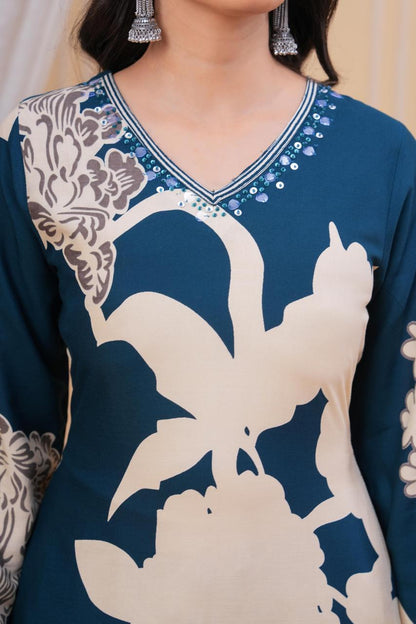 Dischange Printed V Neck Hand Work Green A-line Kurta with Pant
